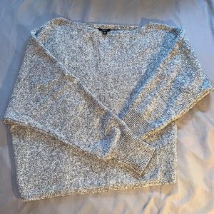 GUESS off the shoulder - quarter sleeve top.